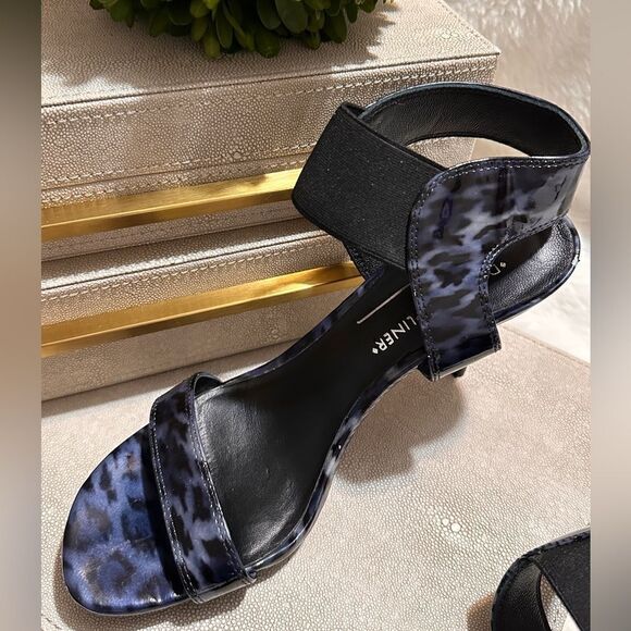 Donald Pliner Patent Leather
Electric Ankle Cuff Sandal/Heel Shoe
Stiletto sz:8M - Picture 6 of 14